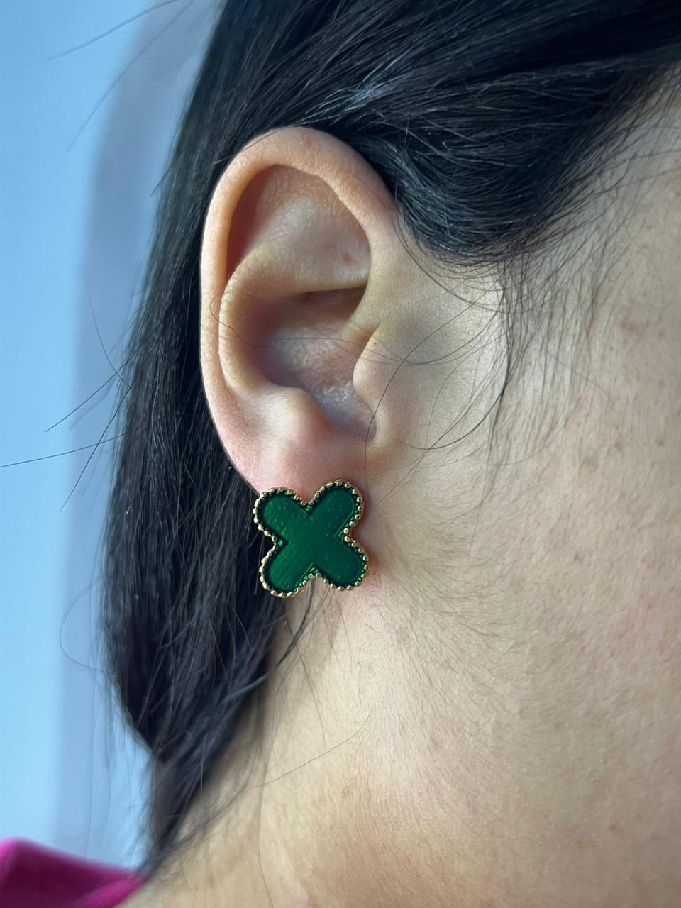 Brinco Folheado Ouro 18K Inspired Virginia Verde Maior