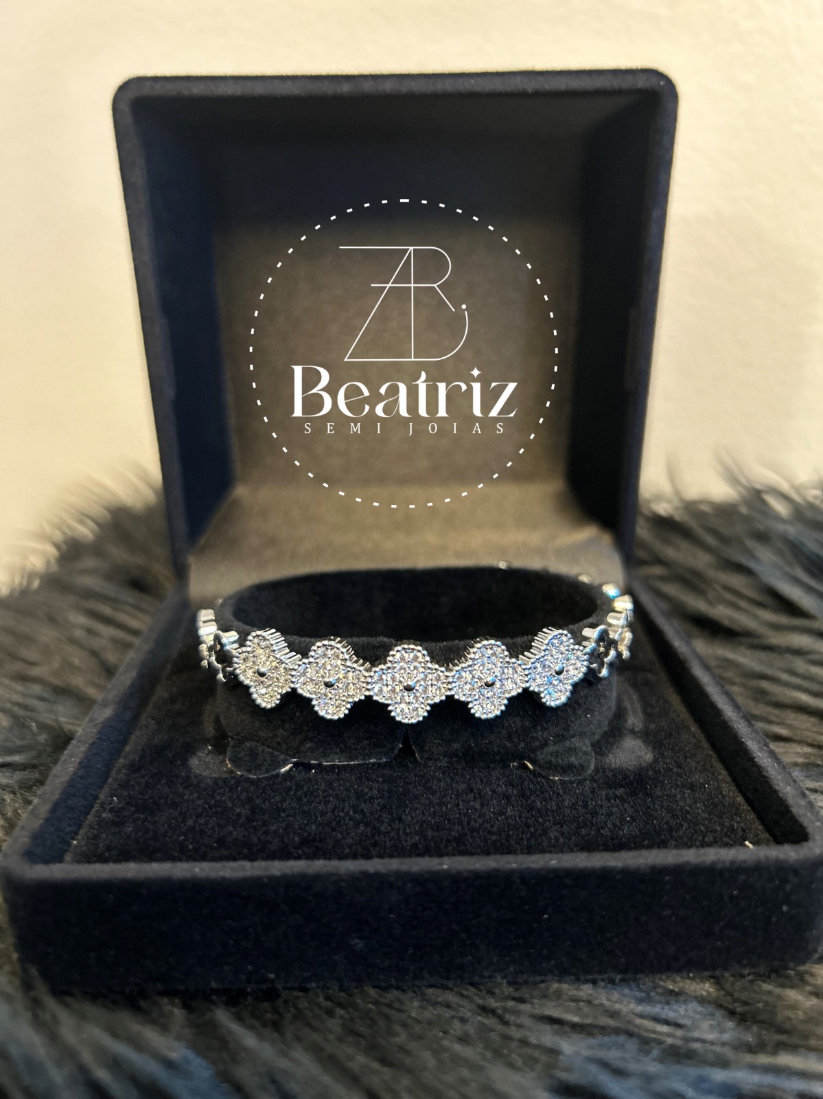Bracelete Lateral Vazada